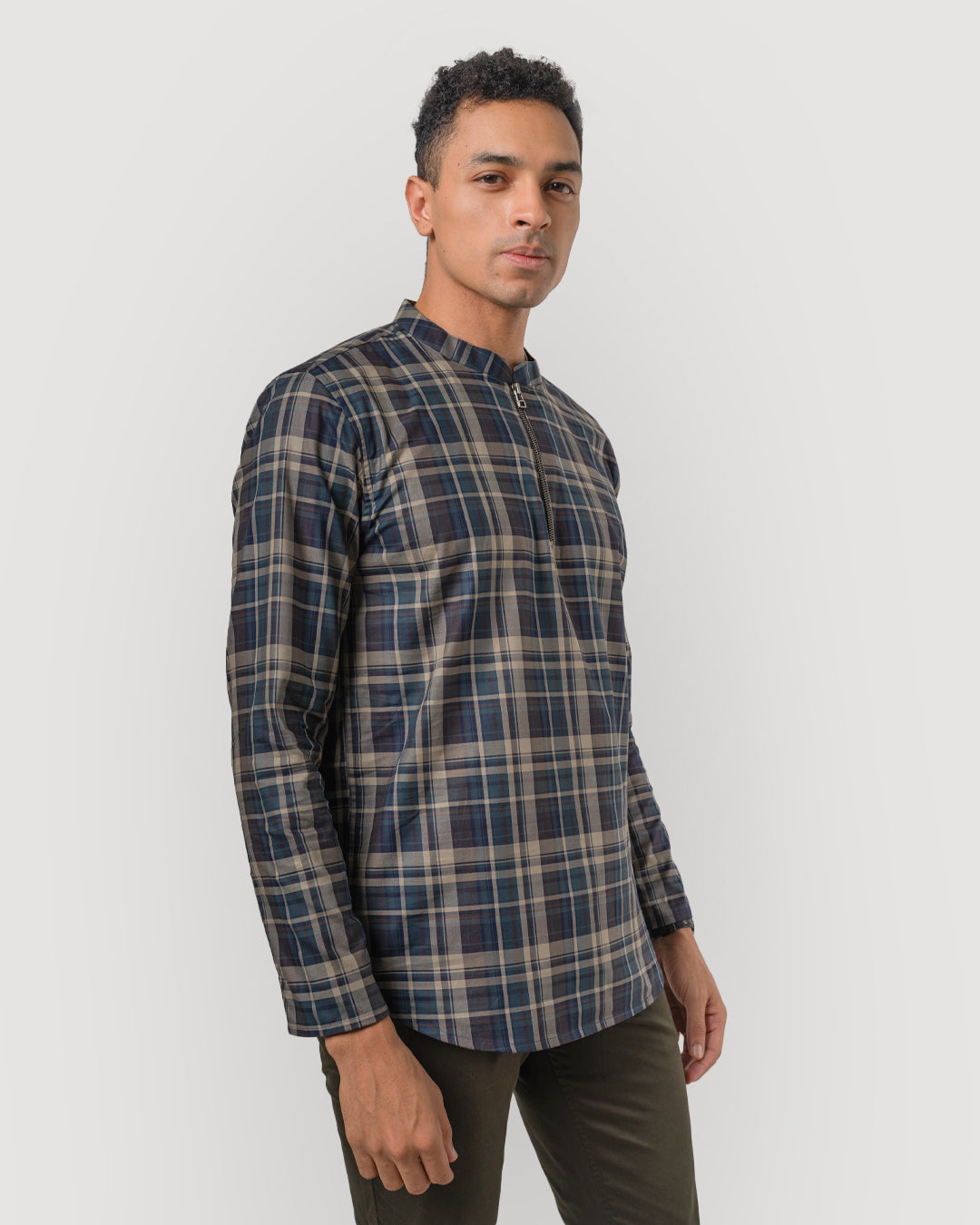 Modern stylish zipper front shirt for men, Stylish and functional zipper front shirt for men, combining modern design with comfort, casual wear